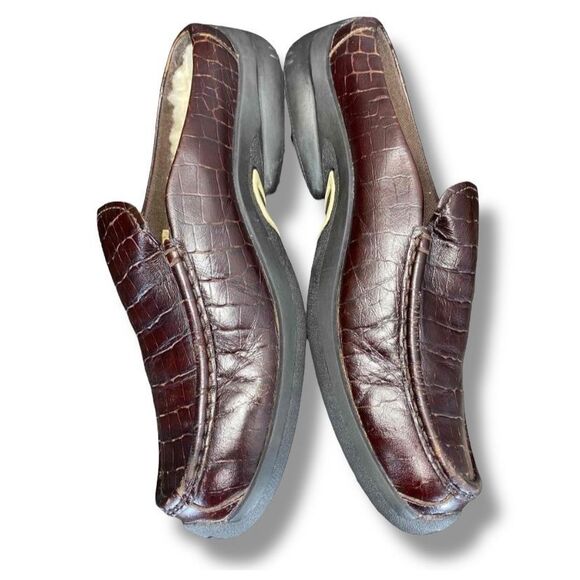 UGG Australia Crocodile Embossed Slip On Casual Sheep Skin Lined Loafers - Picture 4 of 9